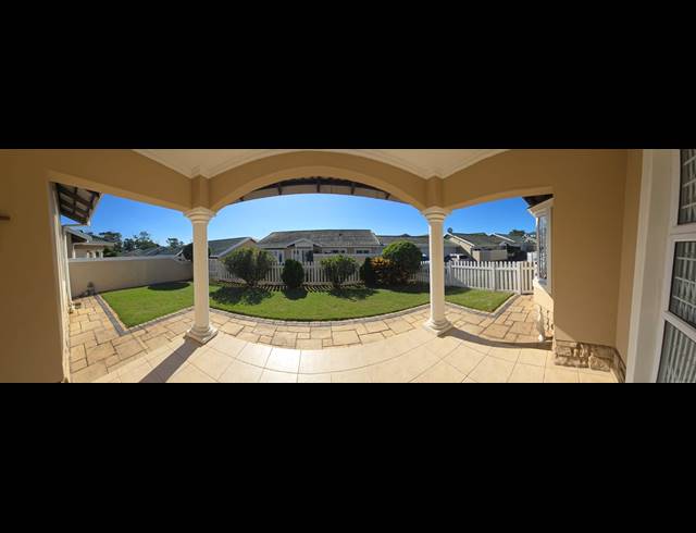 3 BEDROOM TOWNHOUSE SOLD IN MOUNT EDGECOMBE